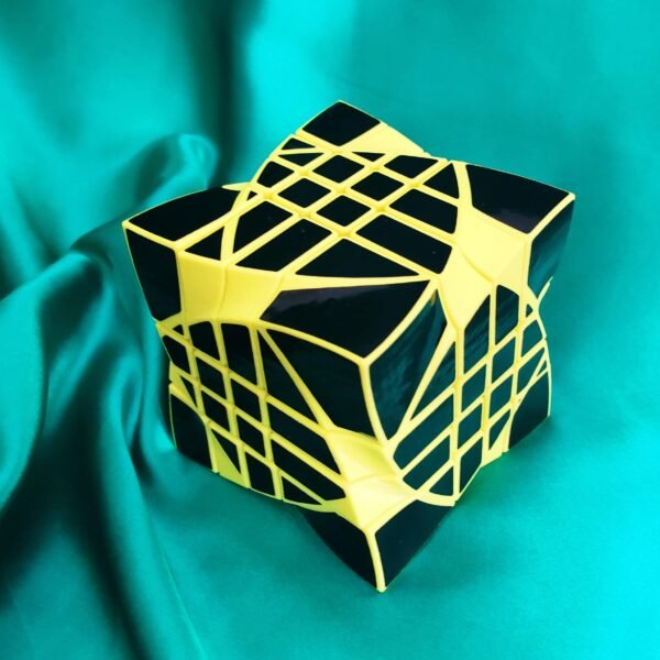 4x4x4 Twisty Mirror Cube