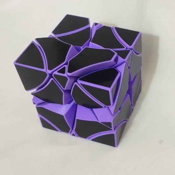 Curvy Copter Mirror Cube